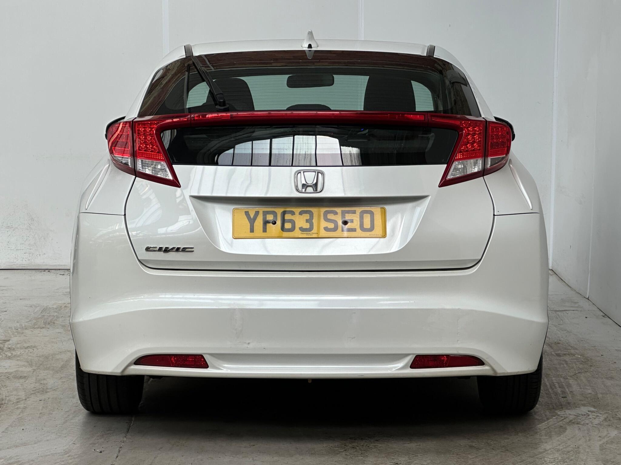 Honda Civic - Image 7