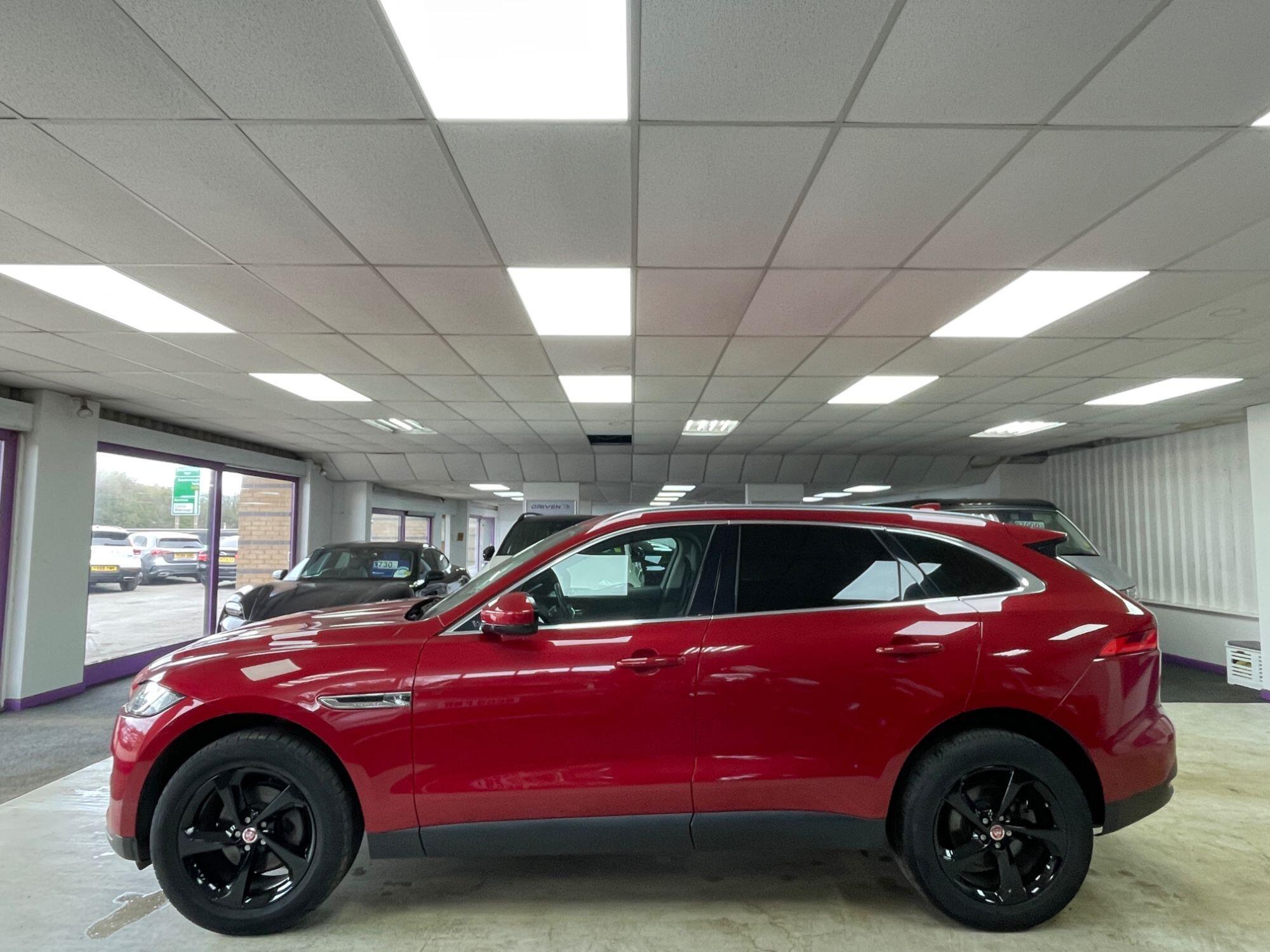 Jaguar F-Pace - Image 13