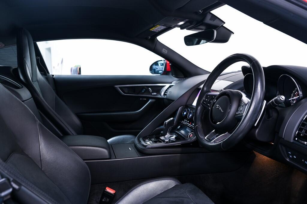 Jaguar F-Type - Image 19