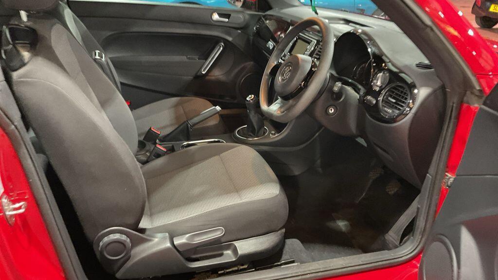 Volkswagen Beetle - Image 3