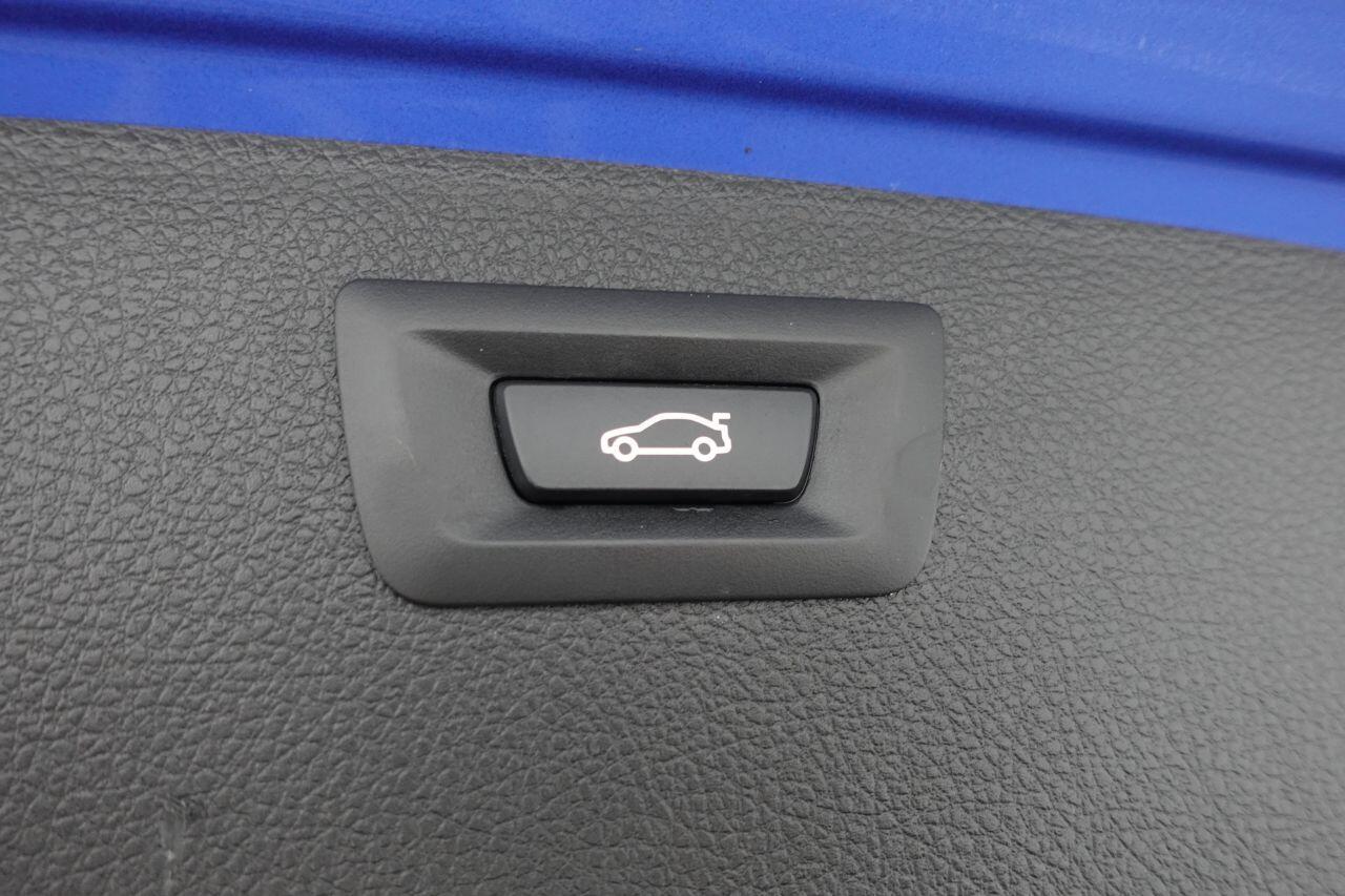 BMW 3 Series - Image 15