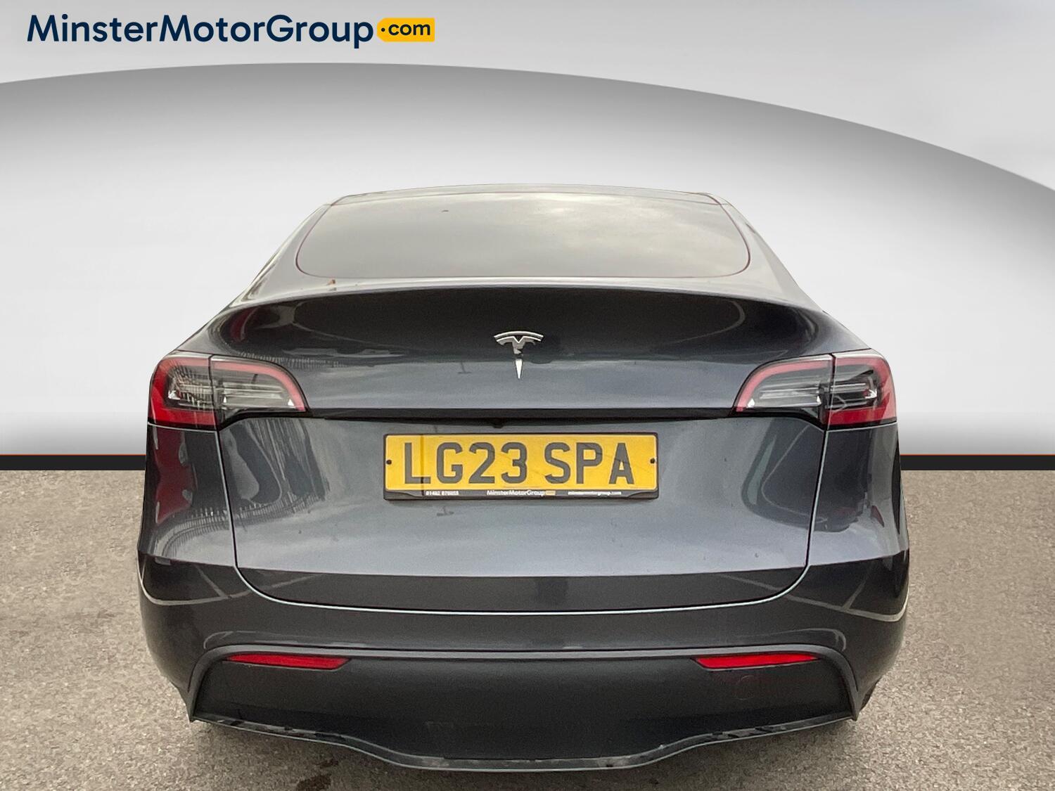 Tesla Model Y - Image 3
