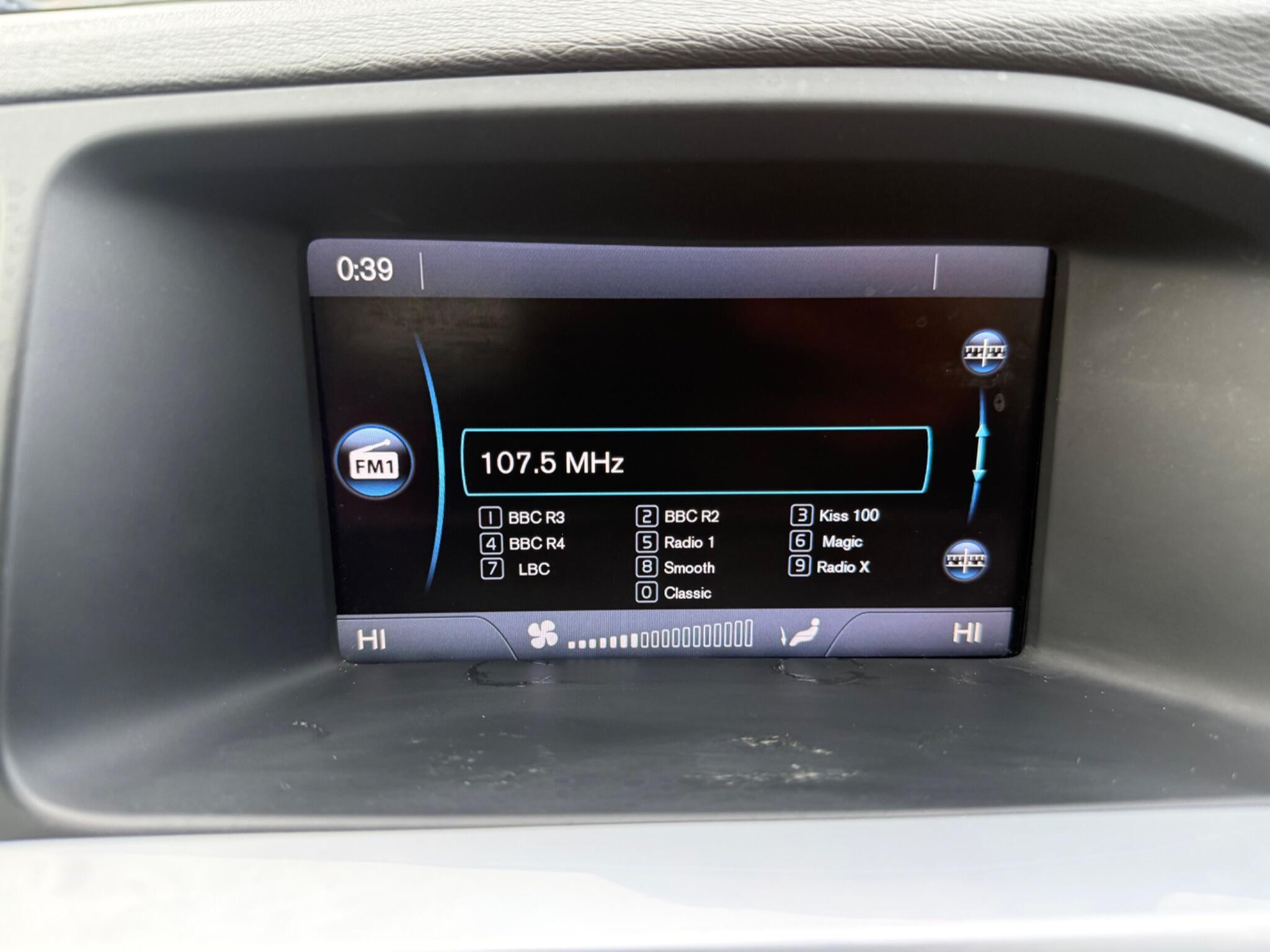 Volvo V60 - Image 18