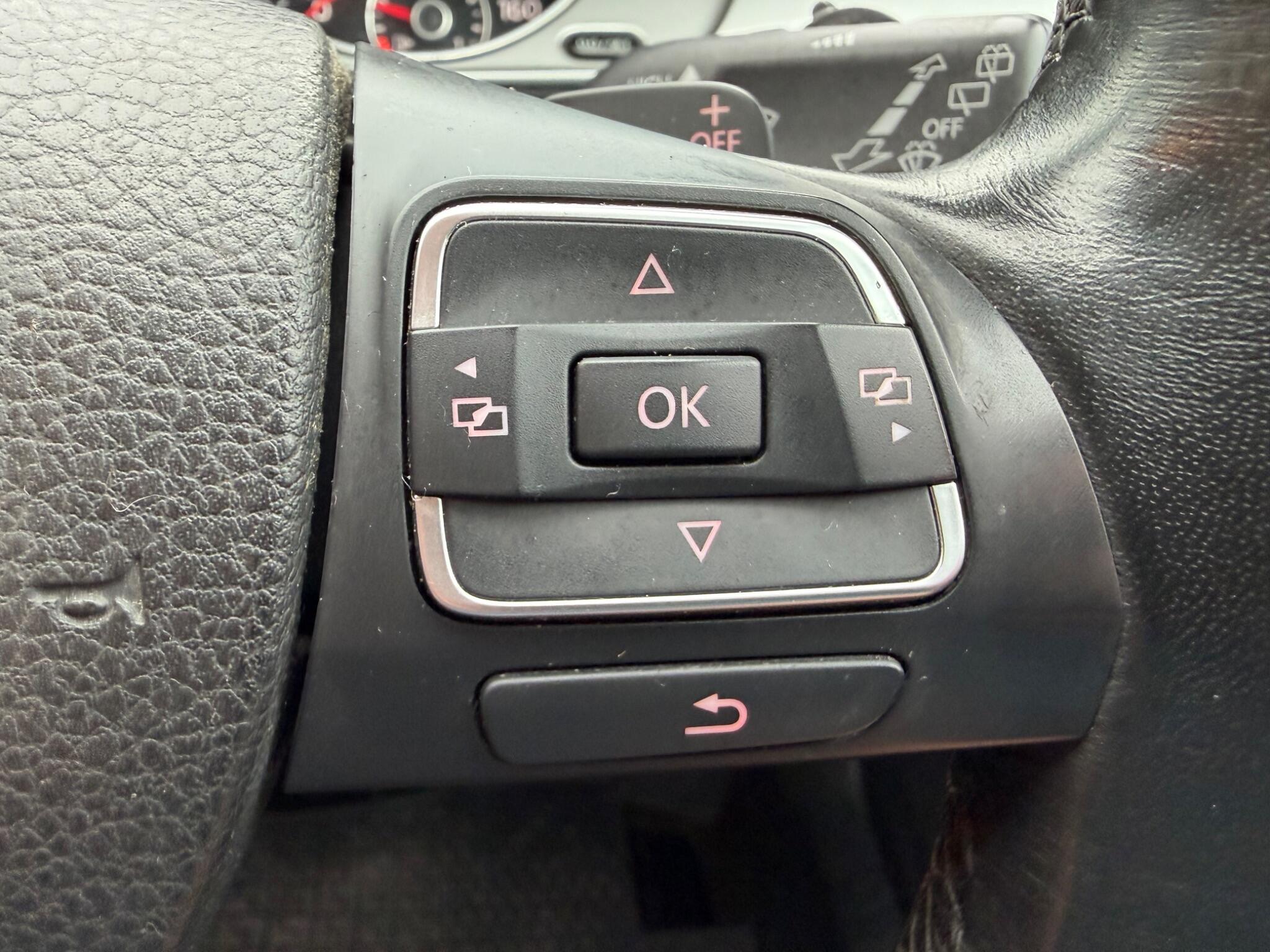 Volkswagen Passat - Image 31