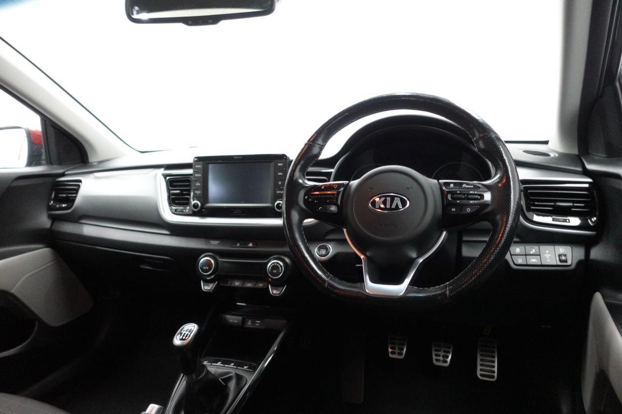 Kia Stonic - Image 20