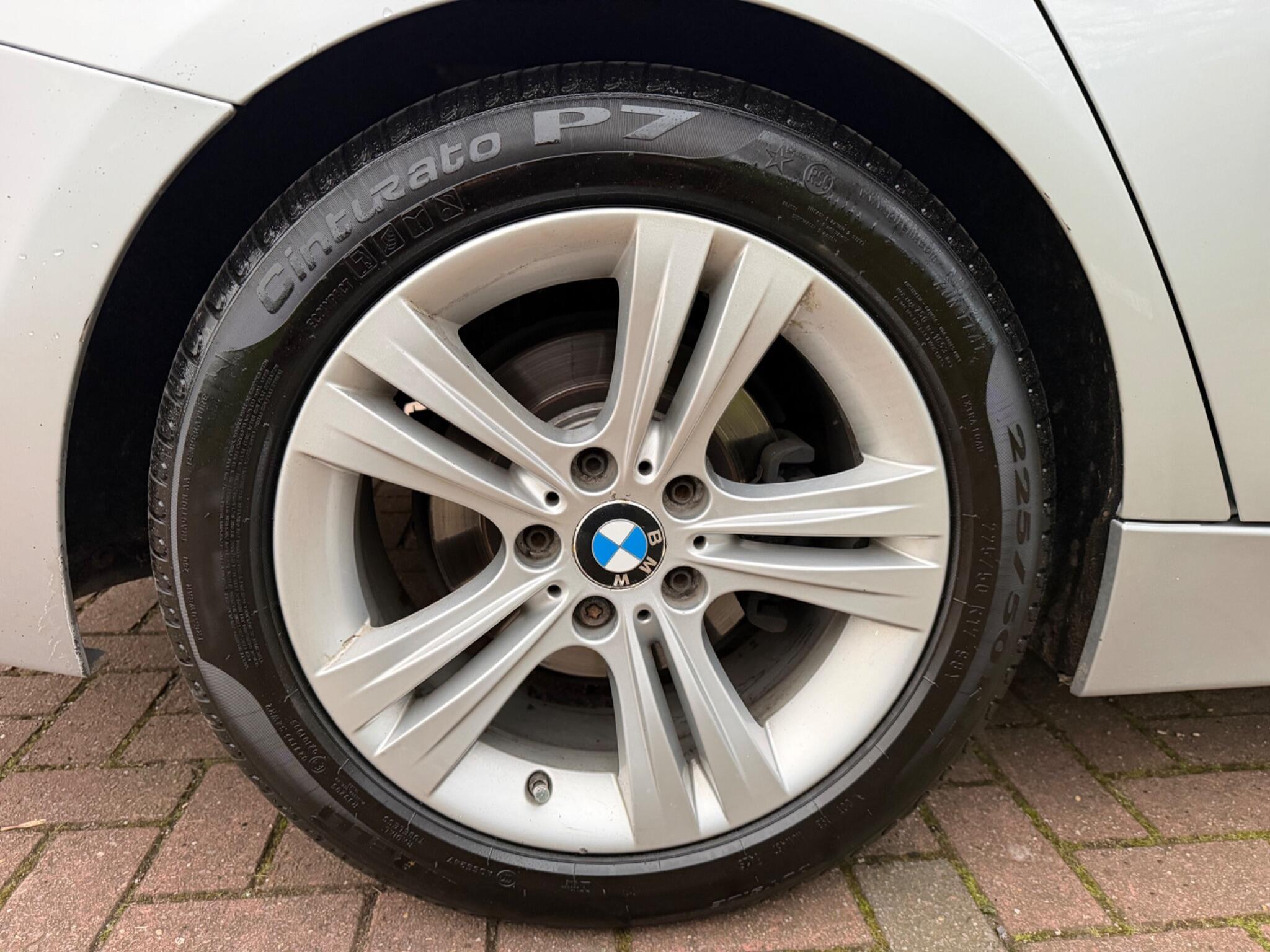 BMW 3 Series - Image 24