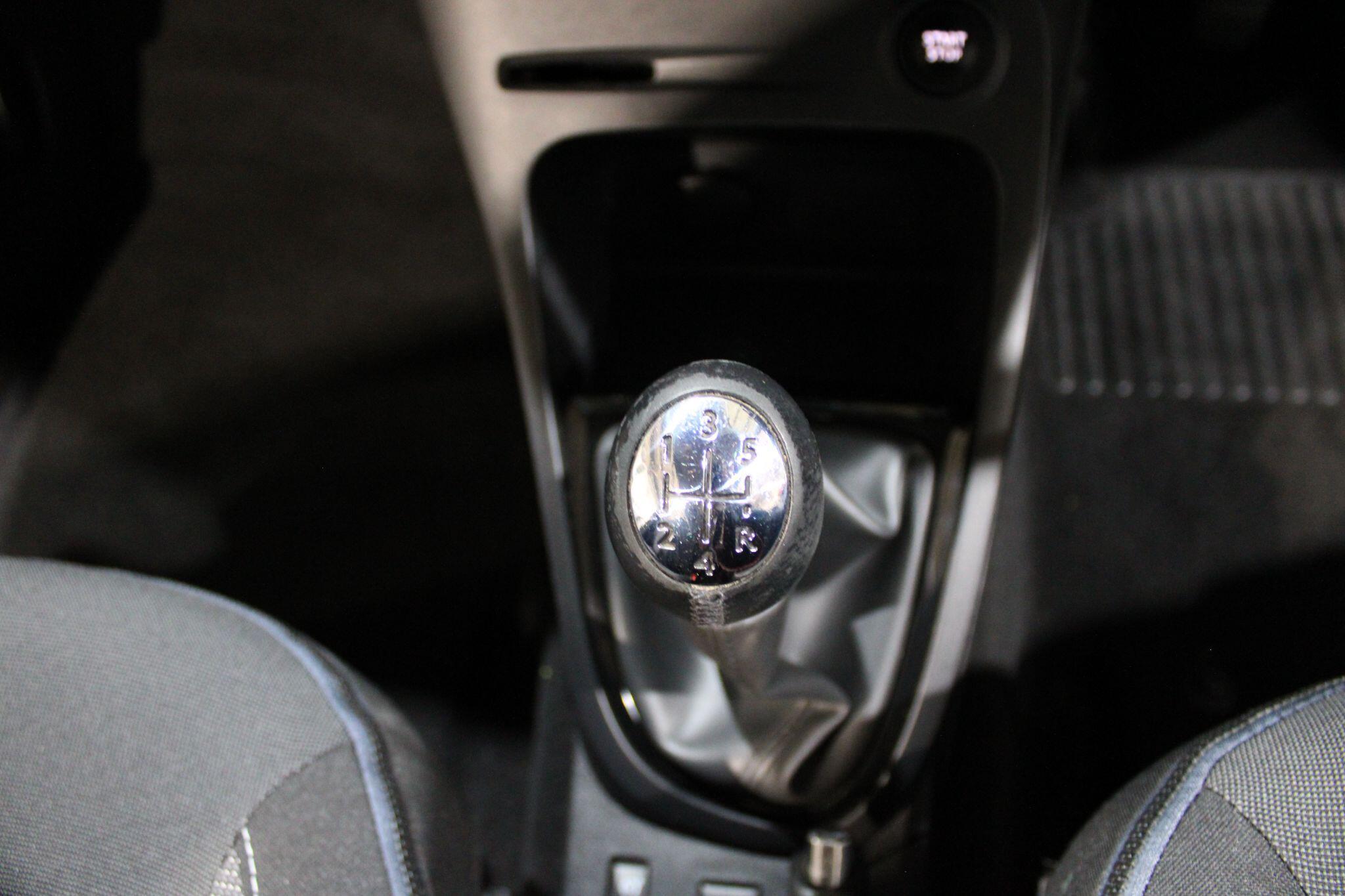 Renault Captur - Image 11