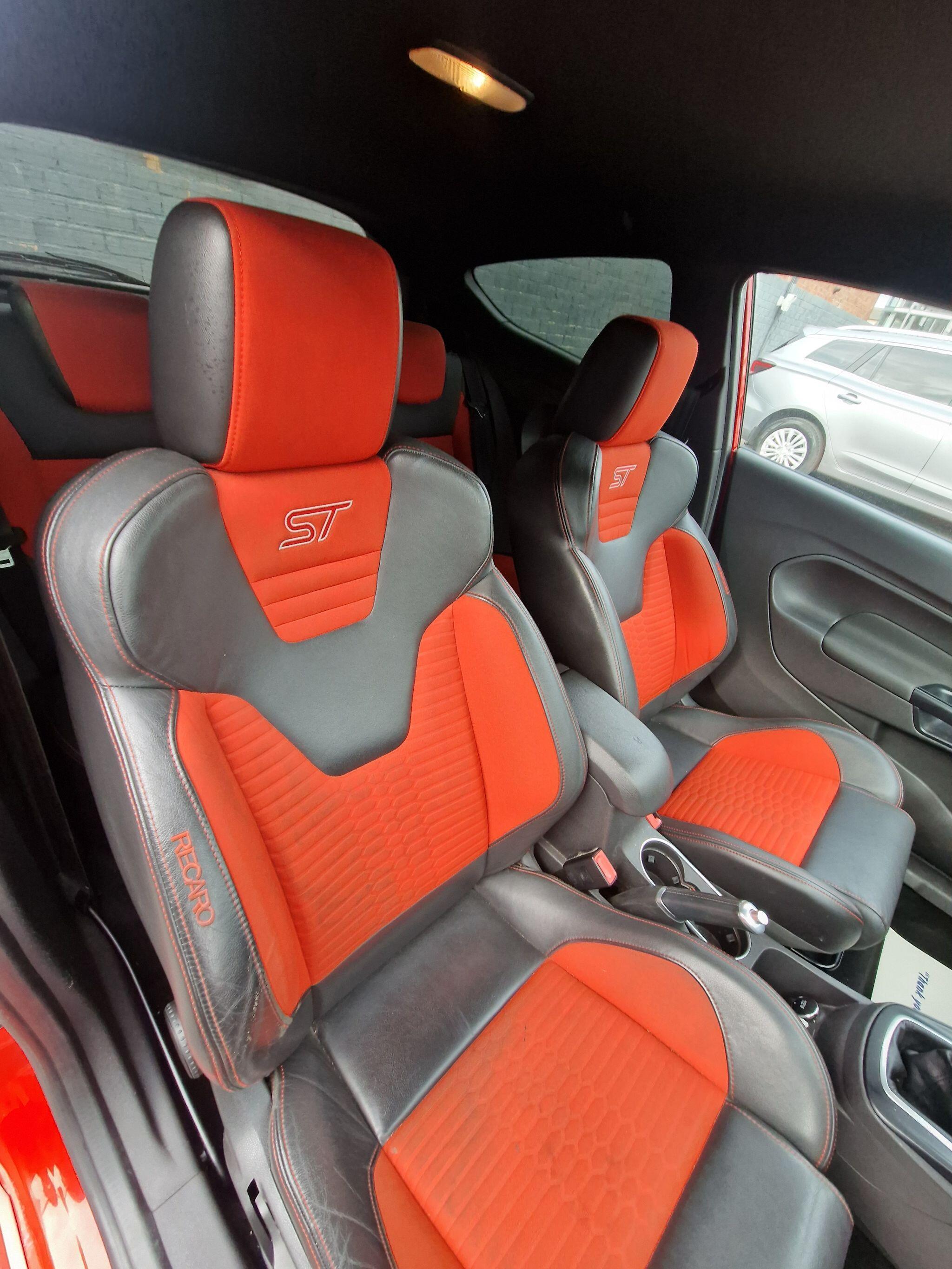 Ford Fiesta - Image 29