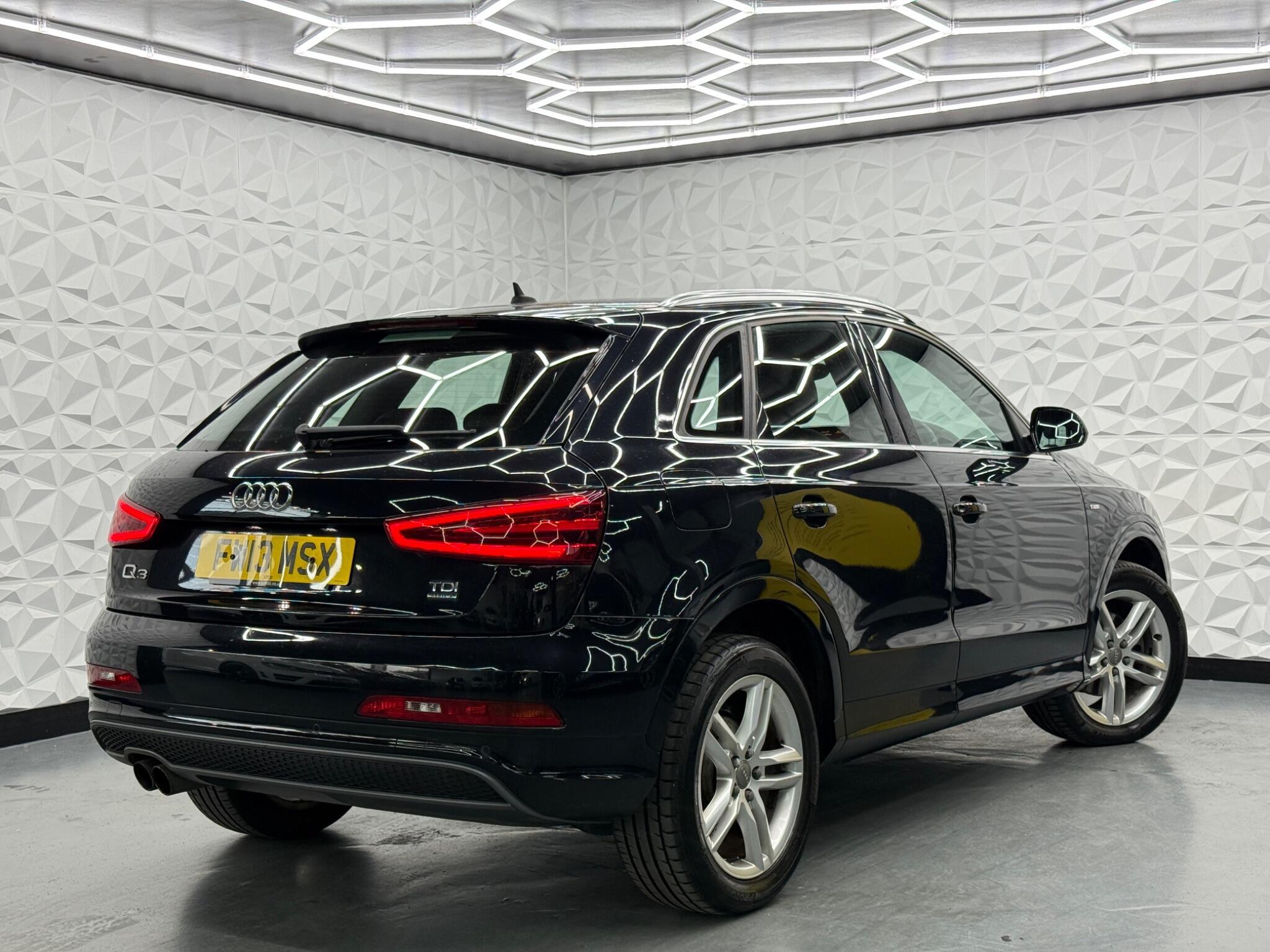 Audi Q3 - Image 3