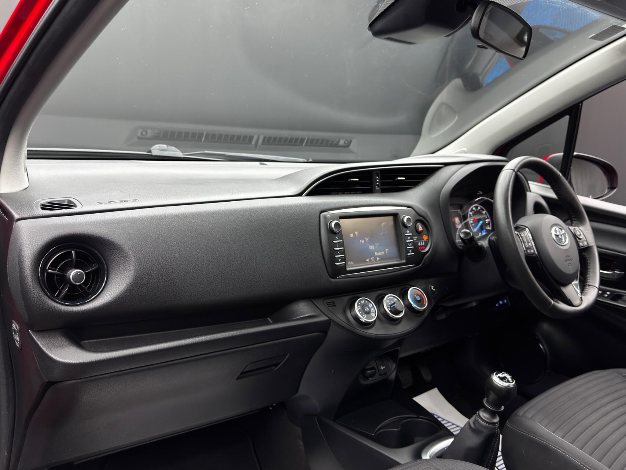 Toyota Yaris - Image 11