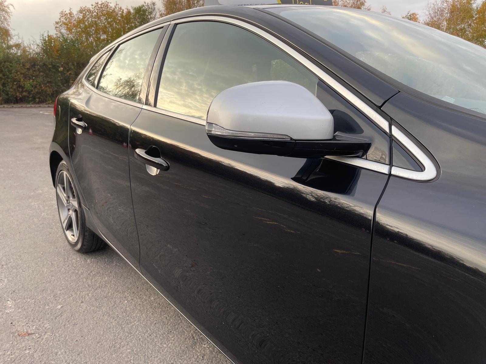 Volvo V40 - Image 39