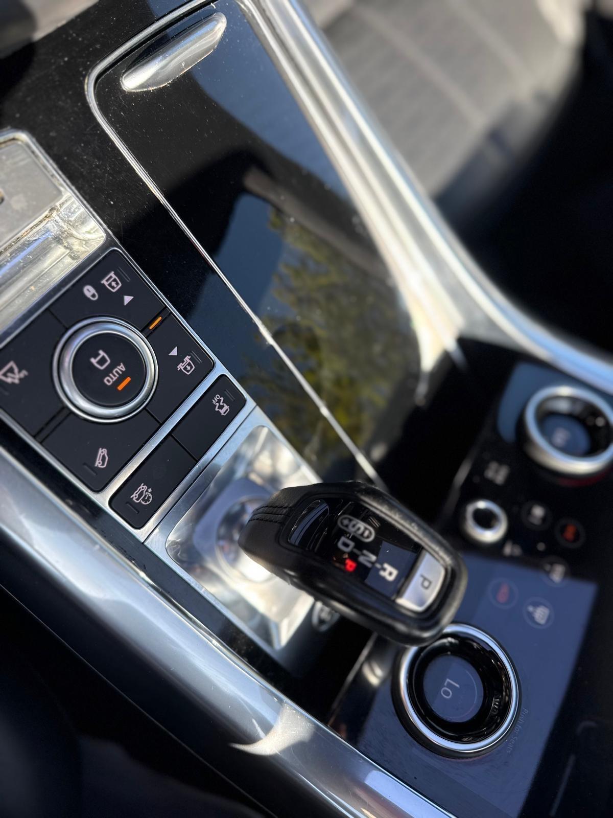 Land Rover RANGE ROVER SPORT - Image 38