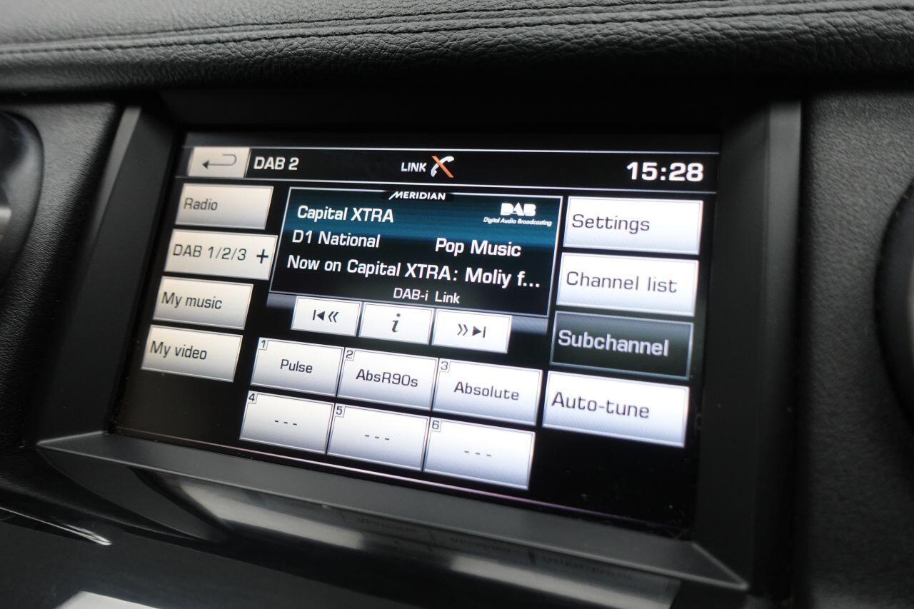 Land Rover DISCOVERY 4 - Image 32