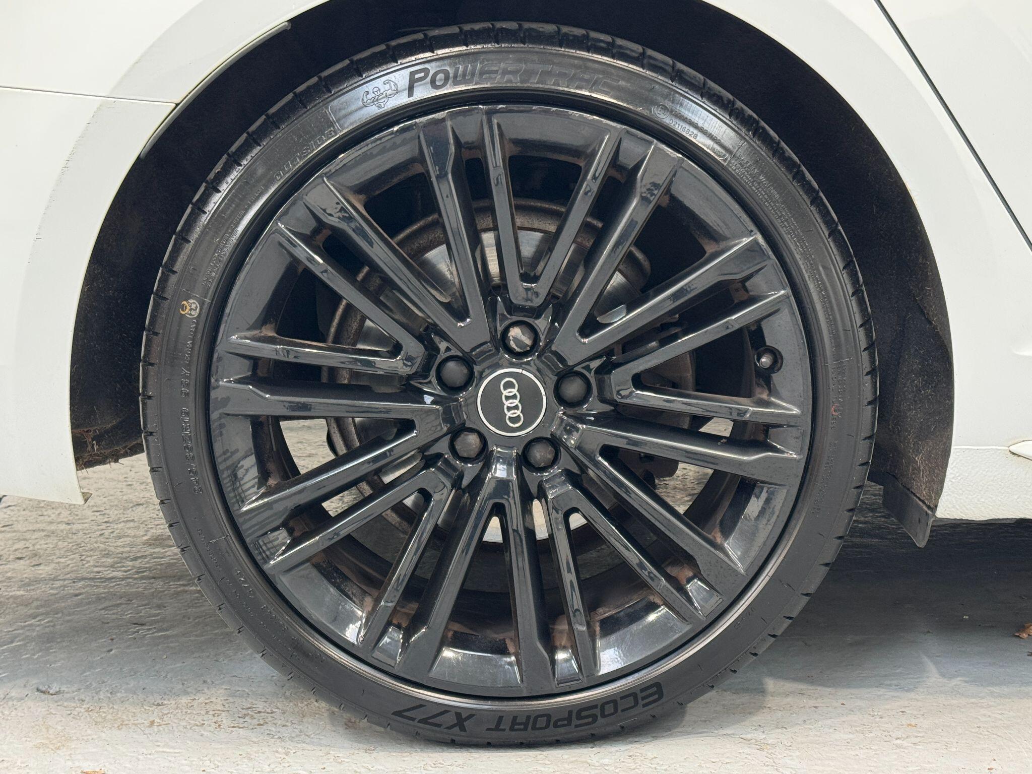 Audi A4 Avant - Image 28