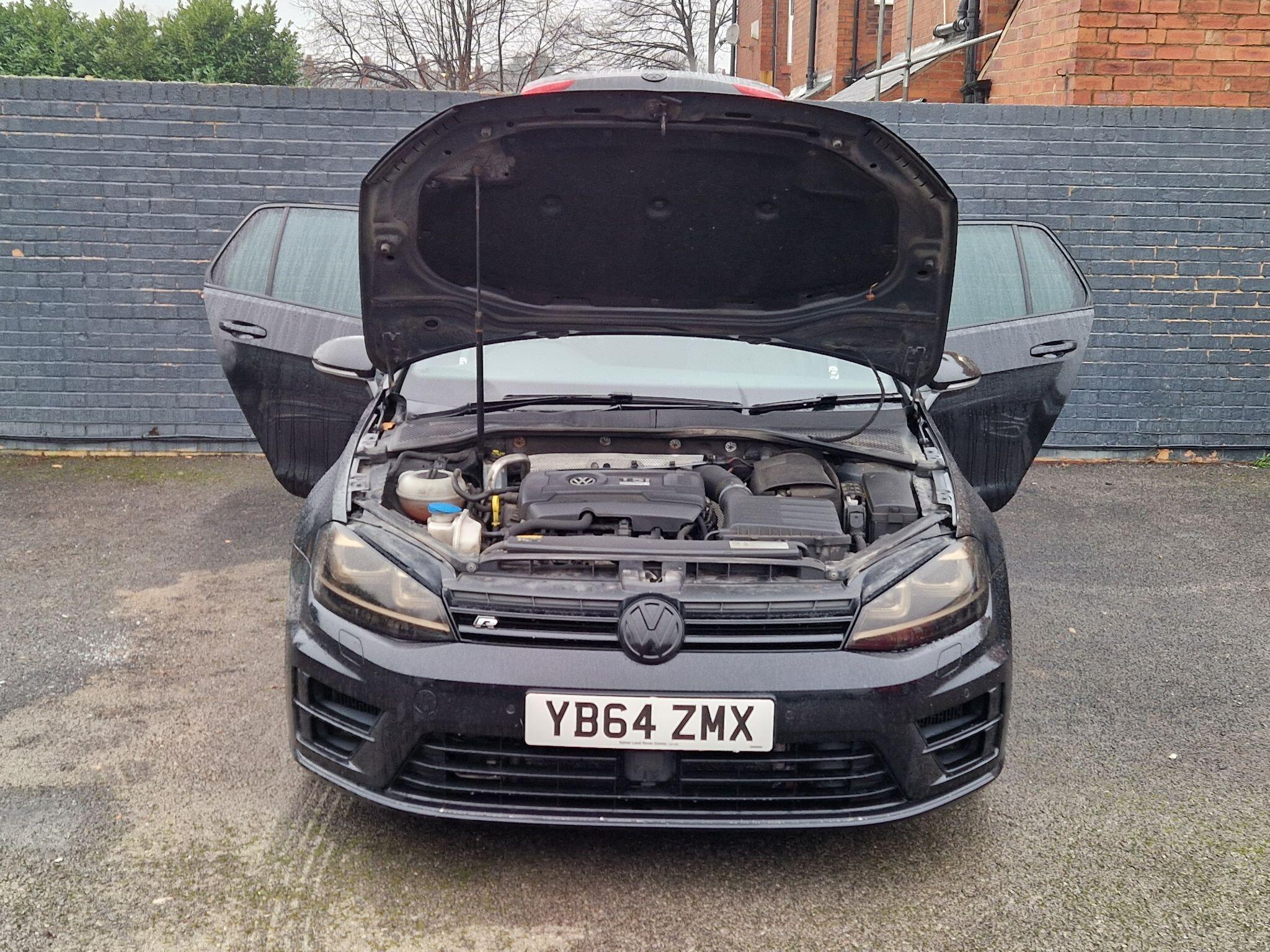 Volkswagen Golf - Image 12