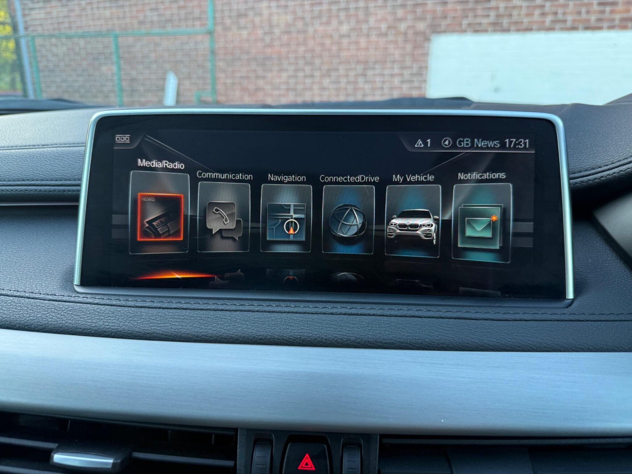 BMW X6 - Image 12