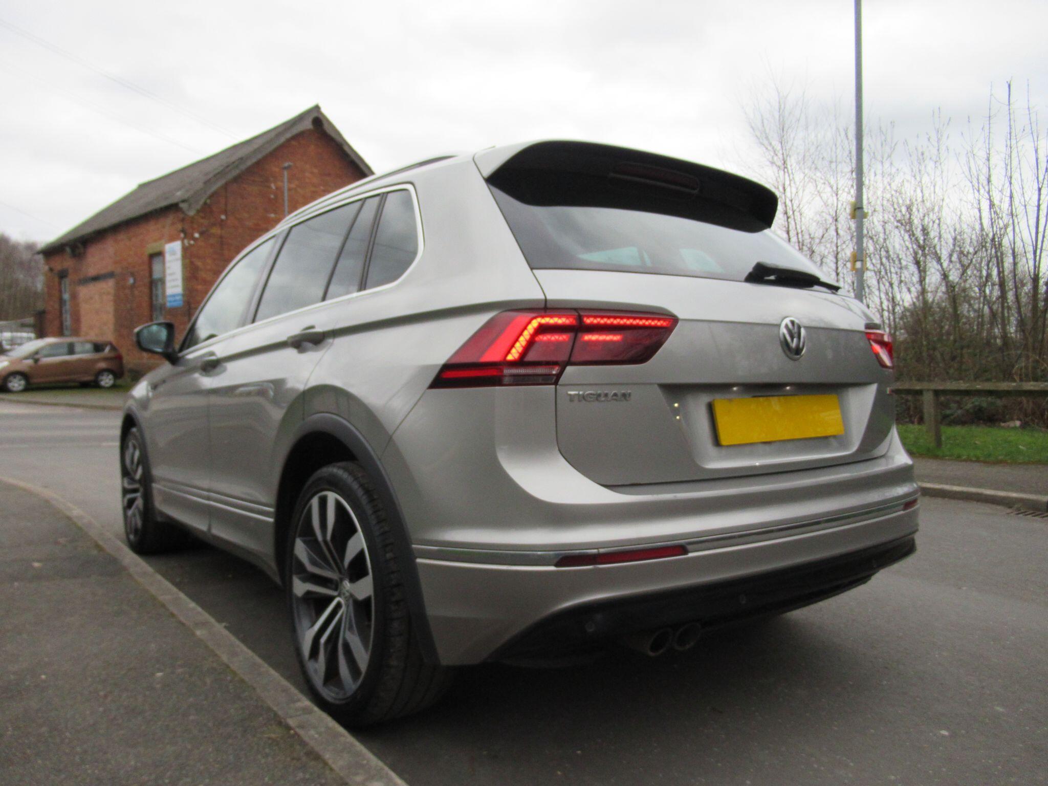 Volkswagen Tiguan - Image 7