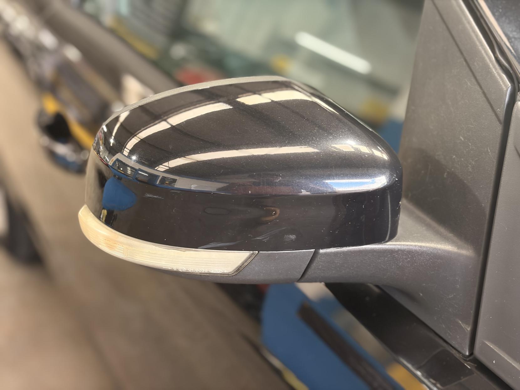 Ford Focus - Image 16