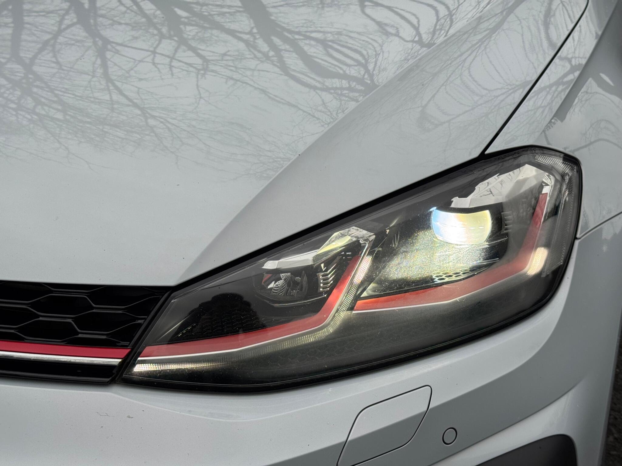 Volkswagen Golf - Image 5