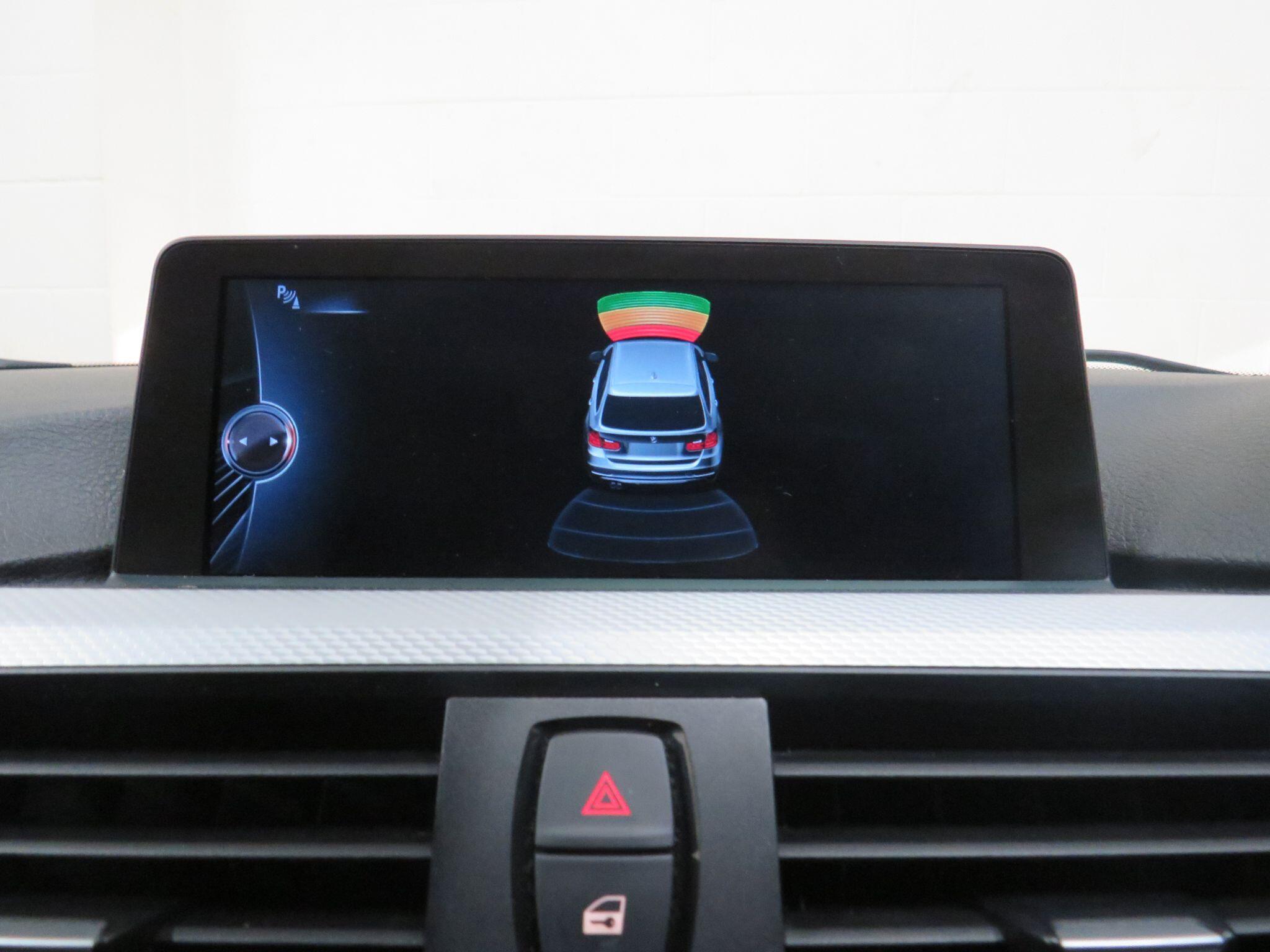 BMW 3 Series - Image 19