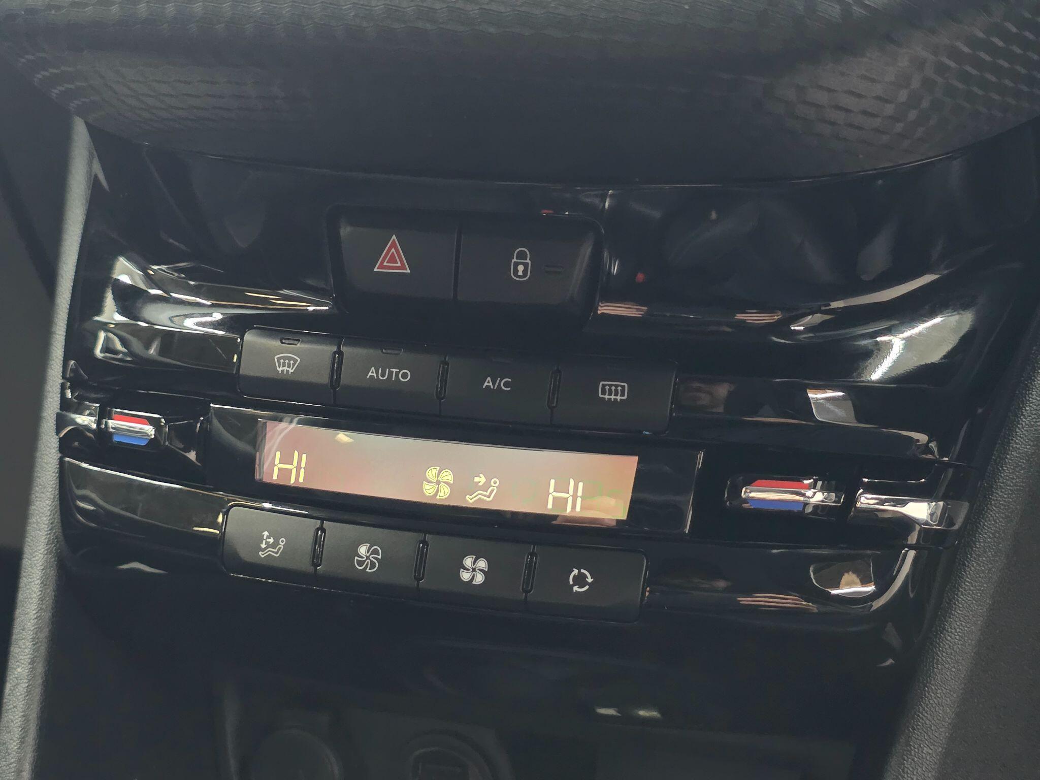 Peugeot 2008 - Image 19