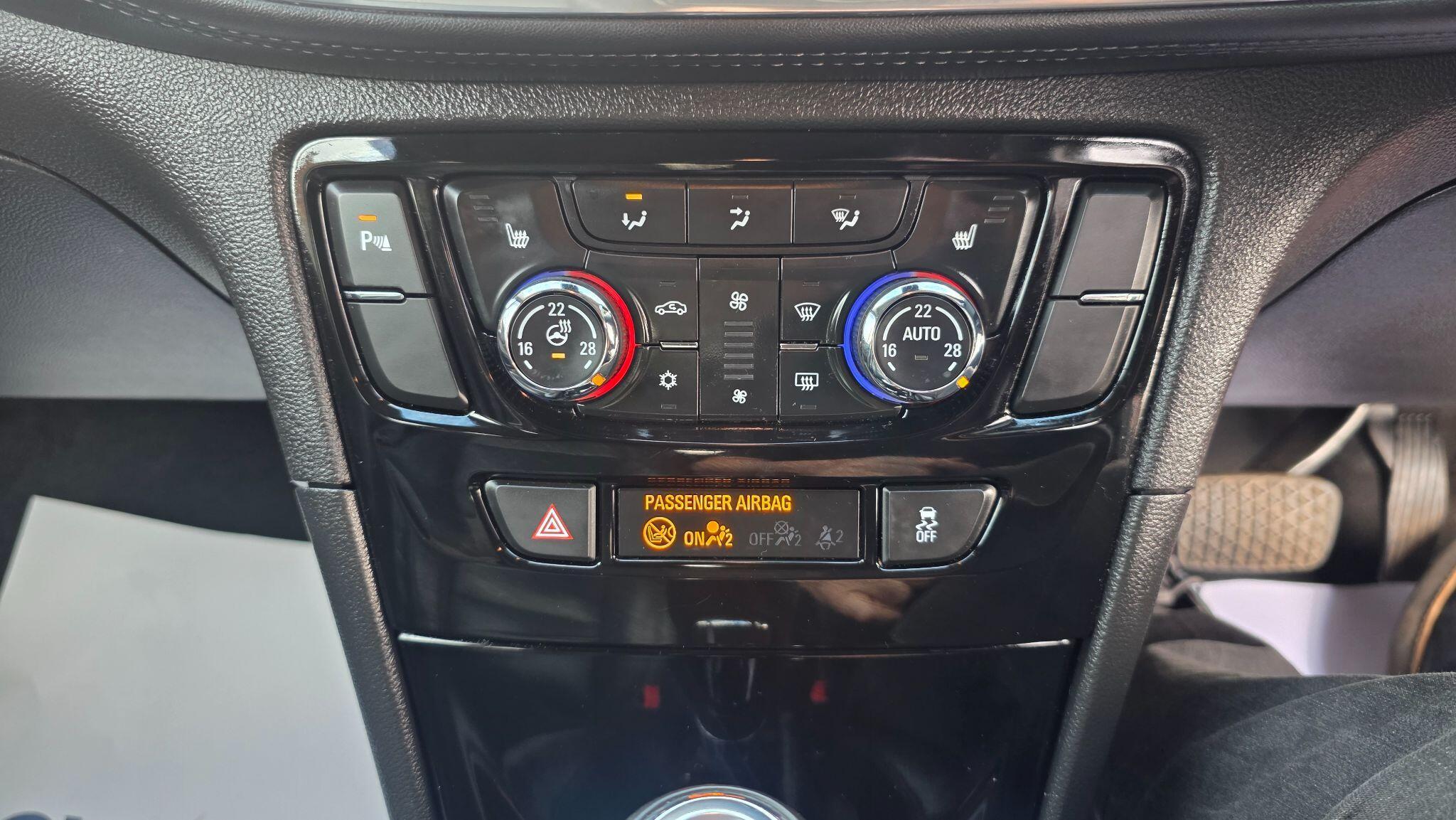 Vauxhall Mokka X - Image 31