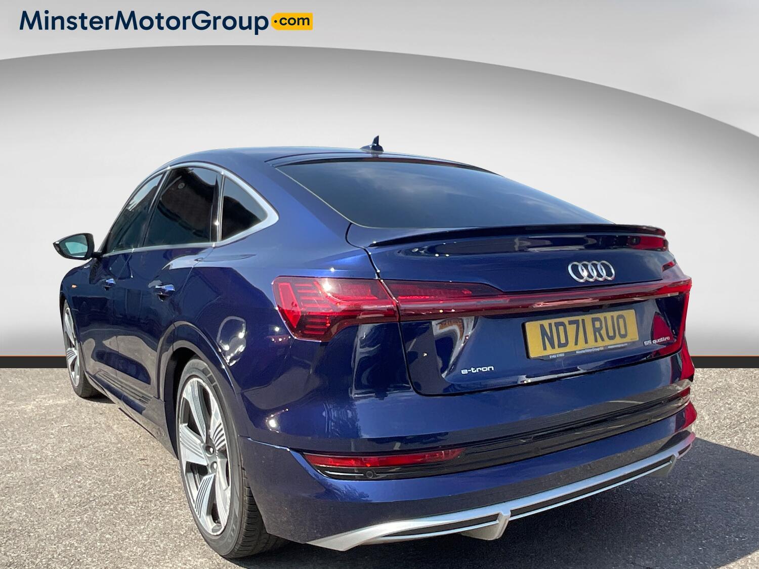 Audi E-Tron - Image 4