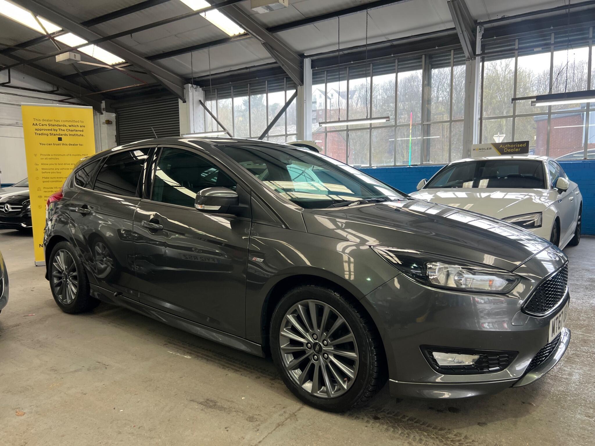 Ford Focus - Image 7