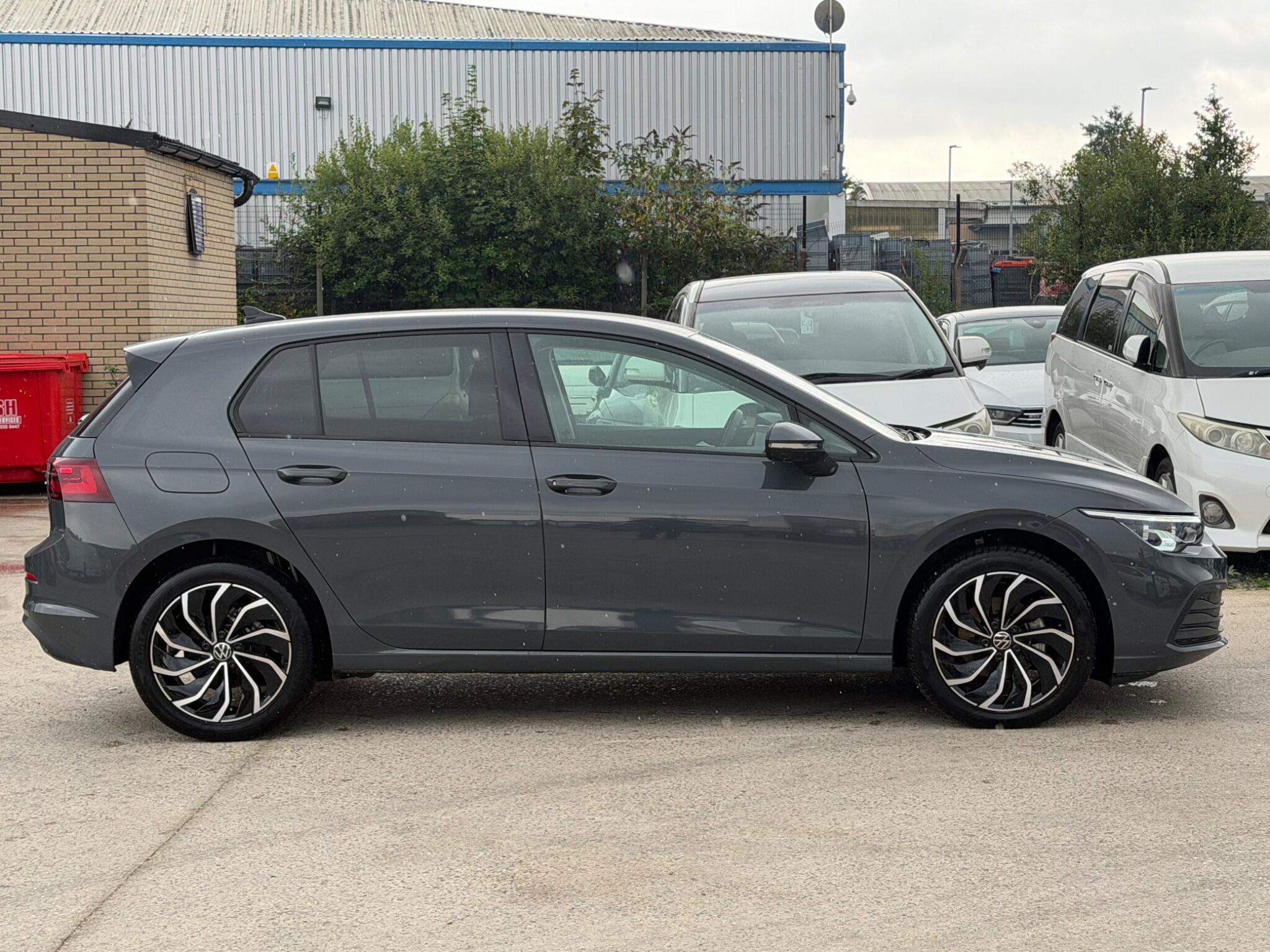 Volkswagen Golf - Image 3