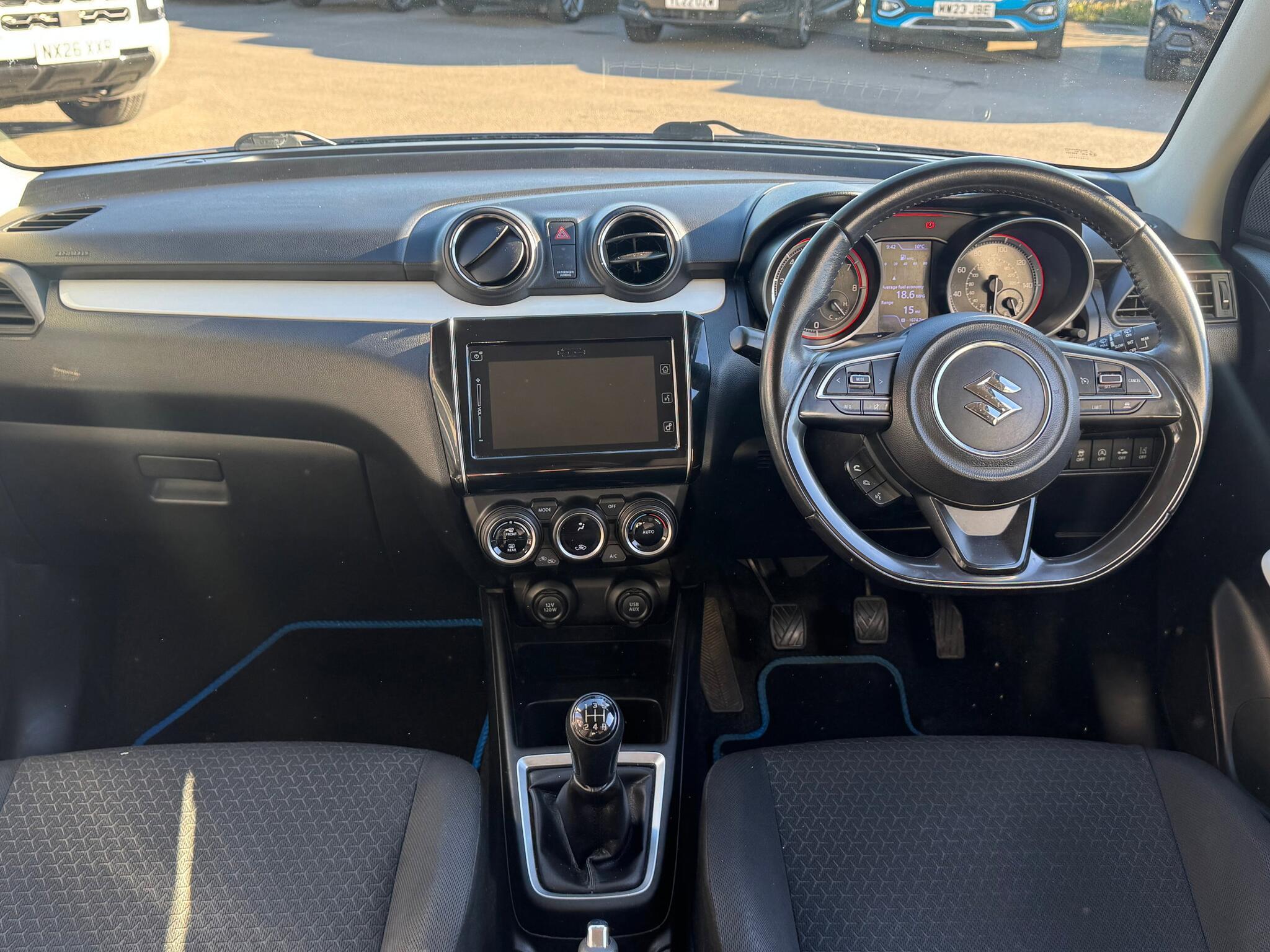 Suzuki Swift - Image 5