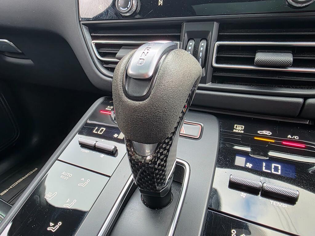 Porsche Macan - Image 50