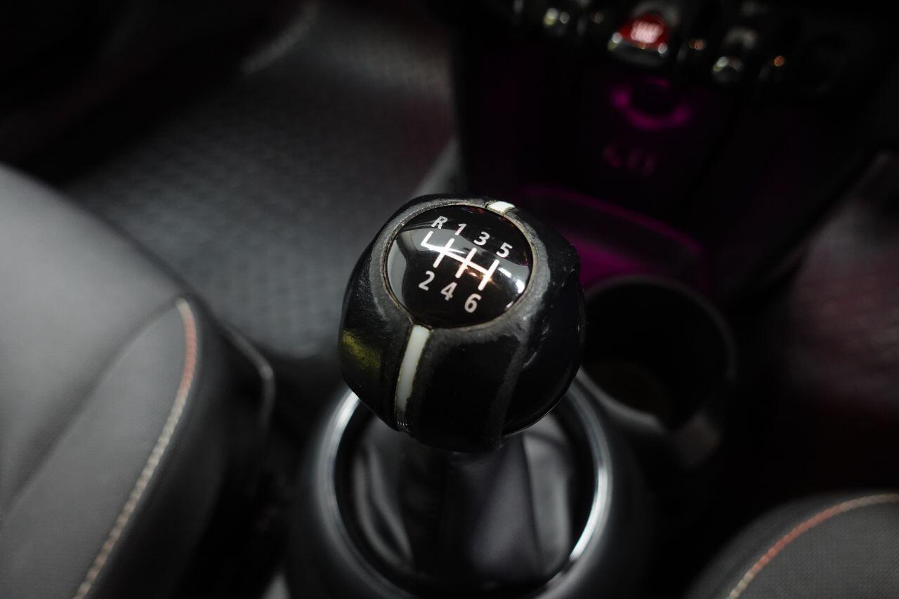 MINI Hatch - Image 35