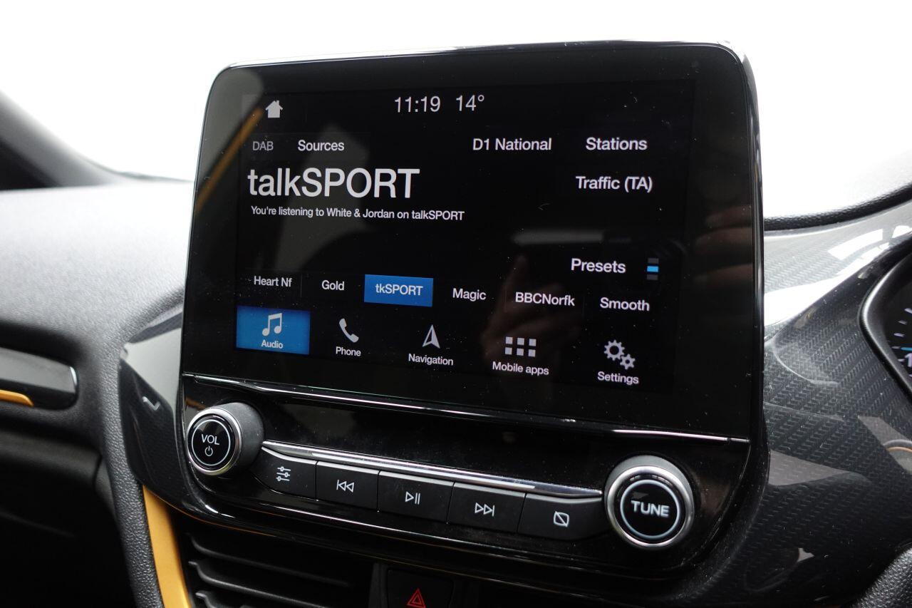 Ford Fiesta - Image 23