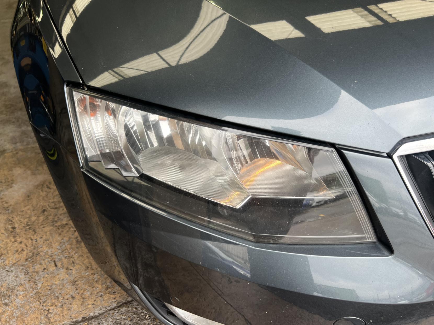 Skoda Octavia - Image 7