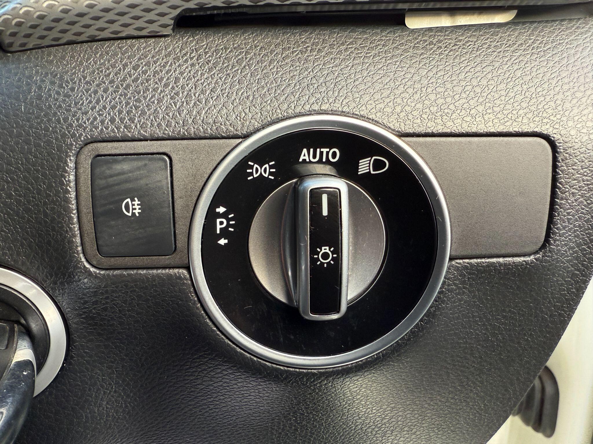 Mercedes B Class - Image 54