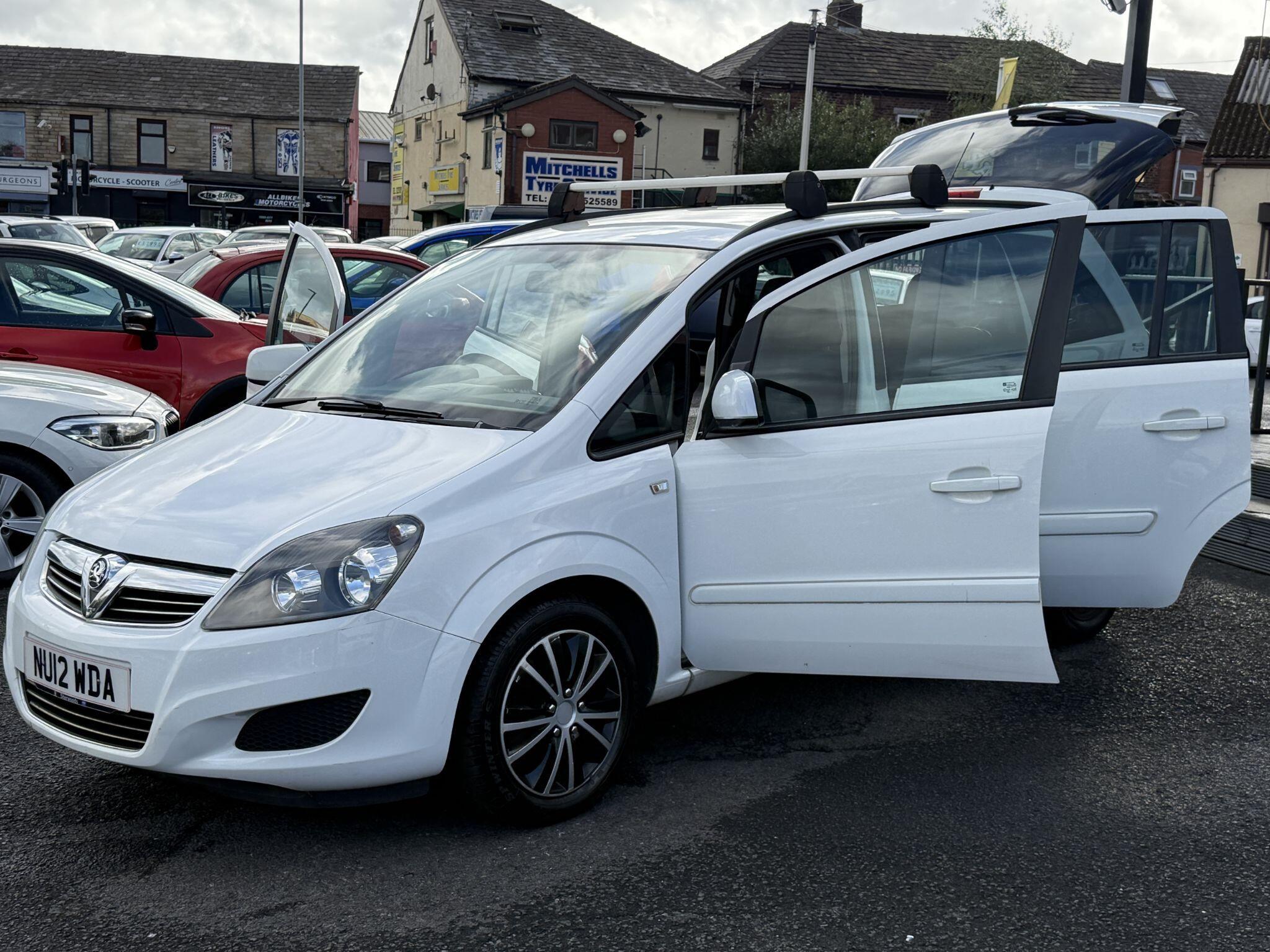 Vauxhall Zafira - Image 18