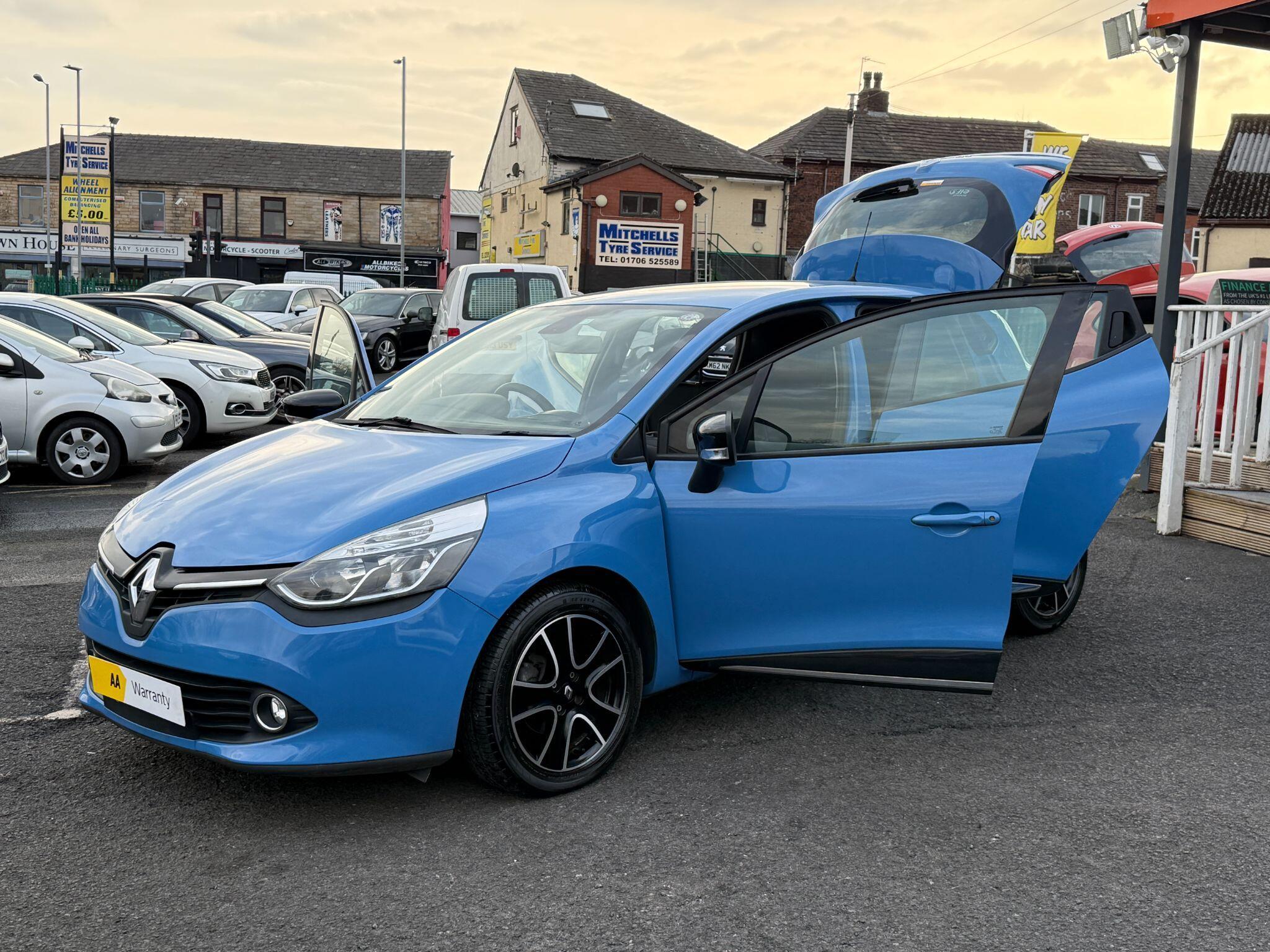 Renault Clio - Image 20