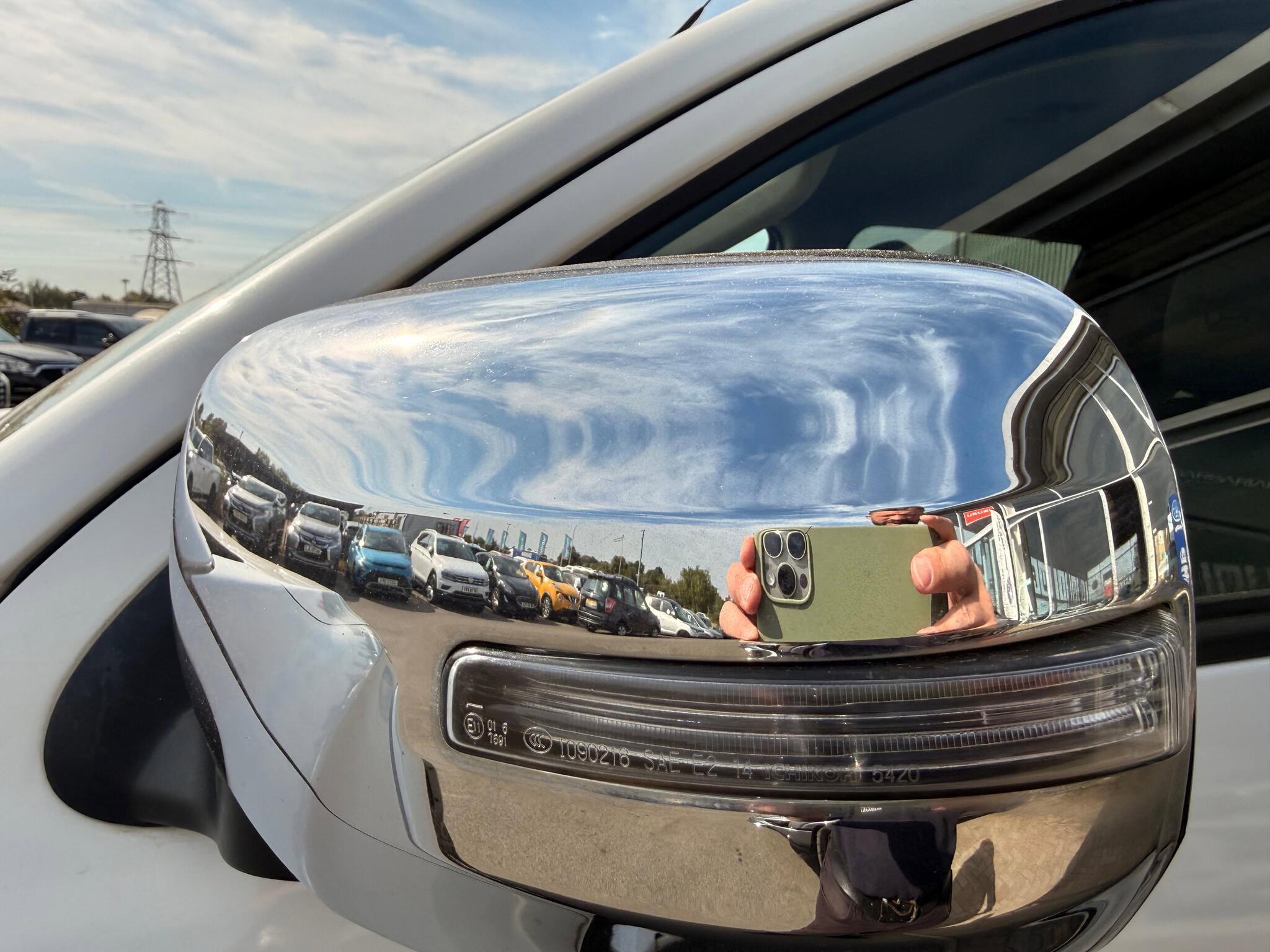 Mitsubishi L200 - Image 19