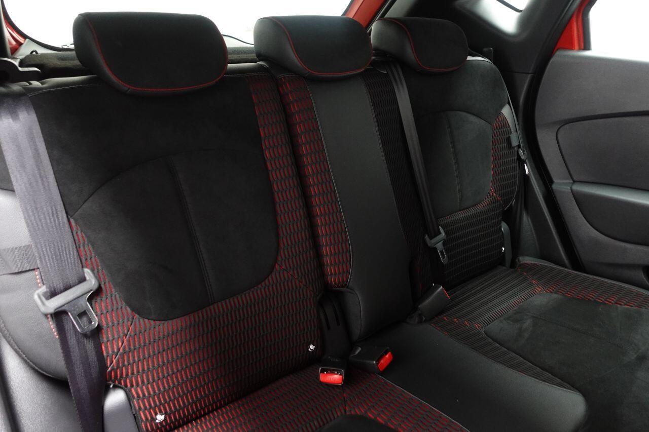 Renault Captur - Image 17