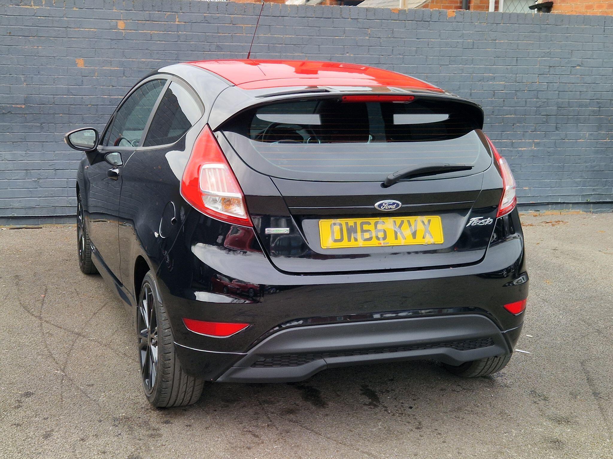 Ford Fiesta - Image 46