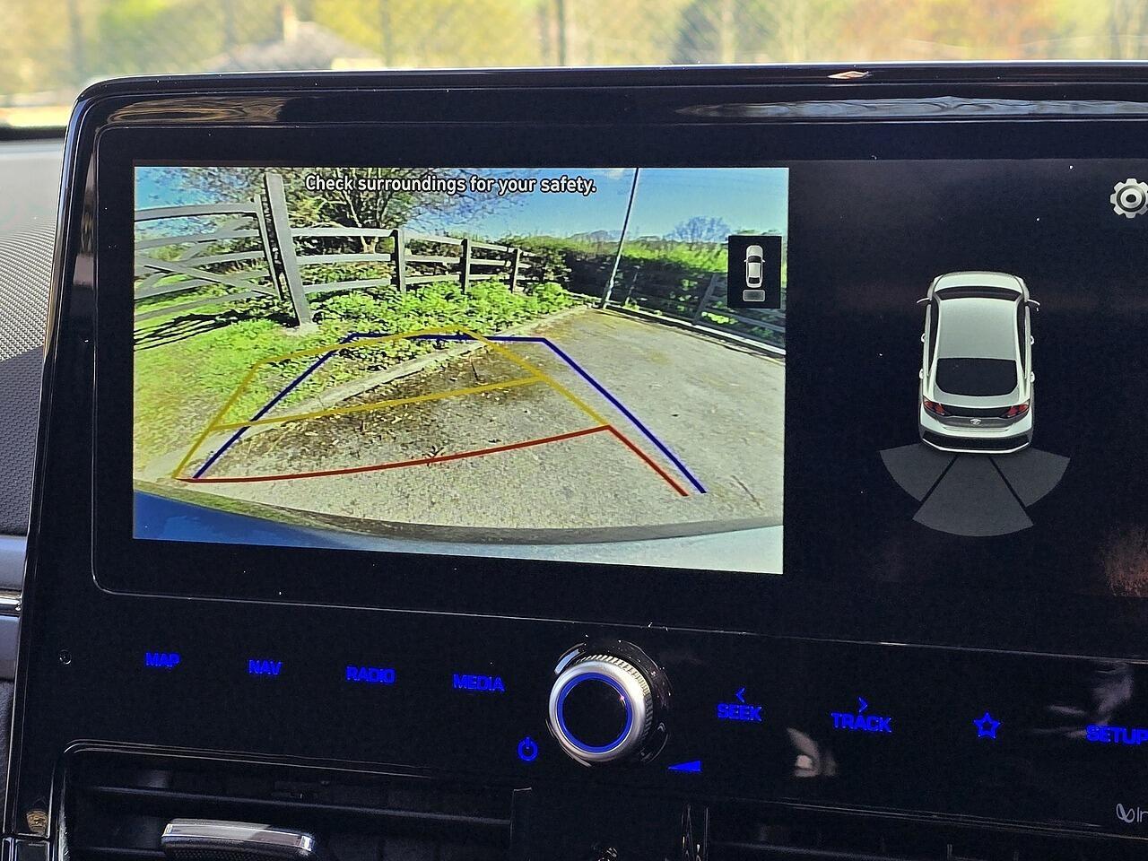 Hyundai Ioniq - Image 6