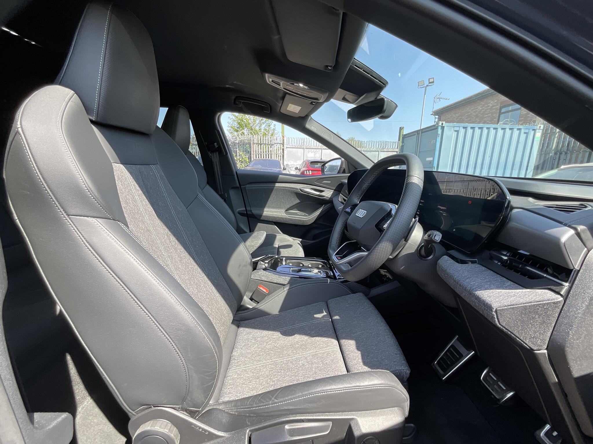 Audi Q6 e-tron - Image 9