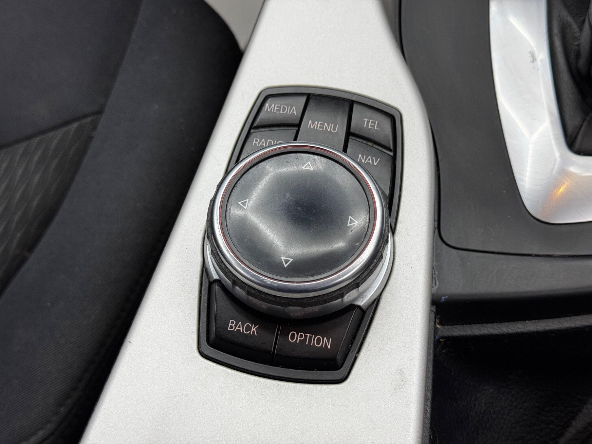 BMW 3 Series - Image 25