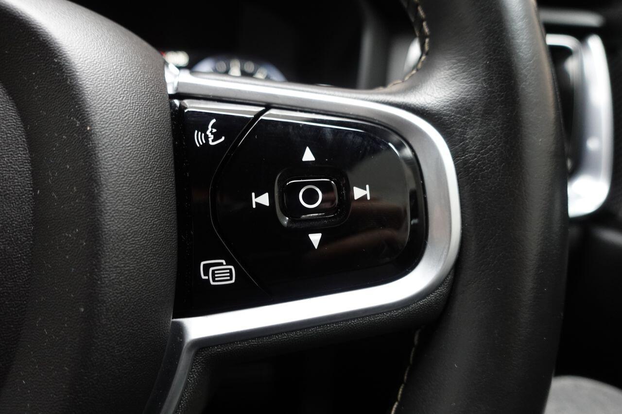 Volvo S60 - Image 47