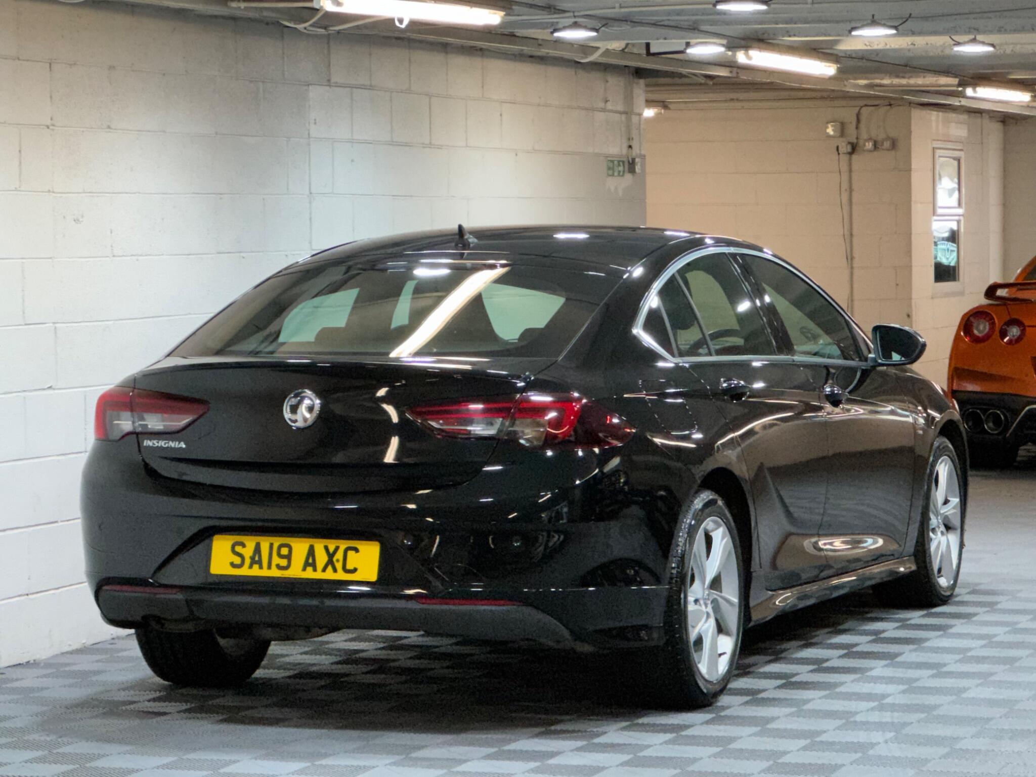 Vauxhall Insignia - Image 4