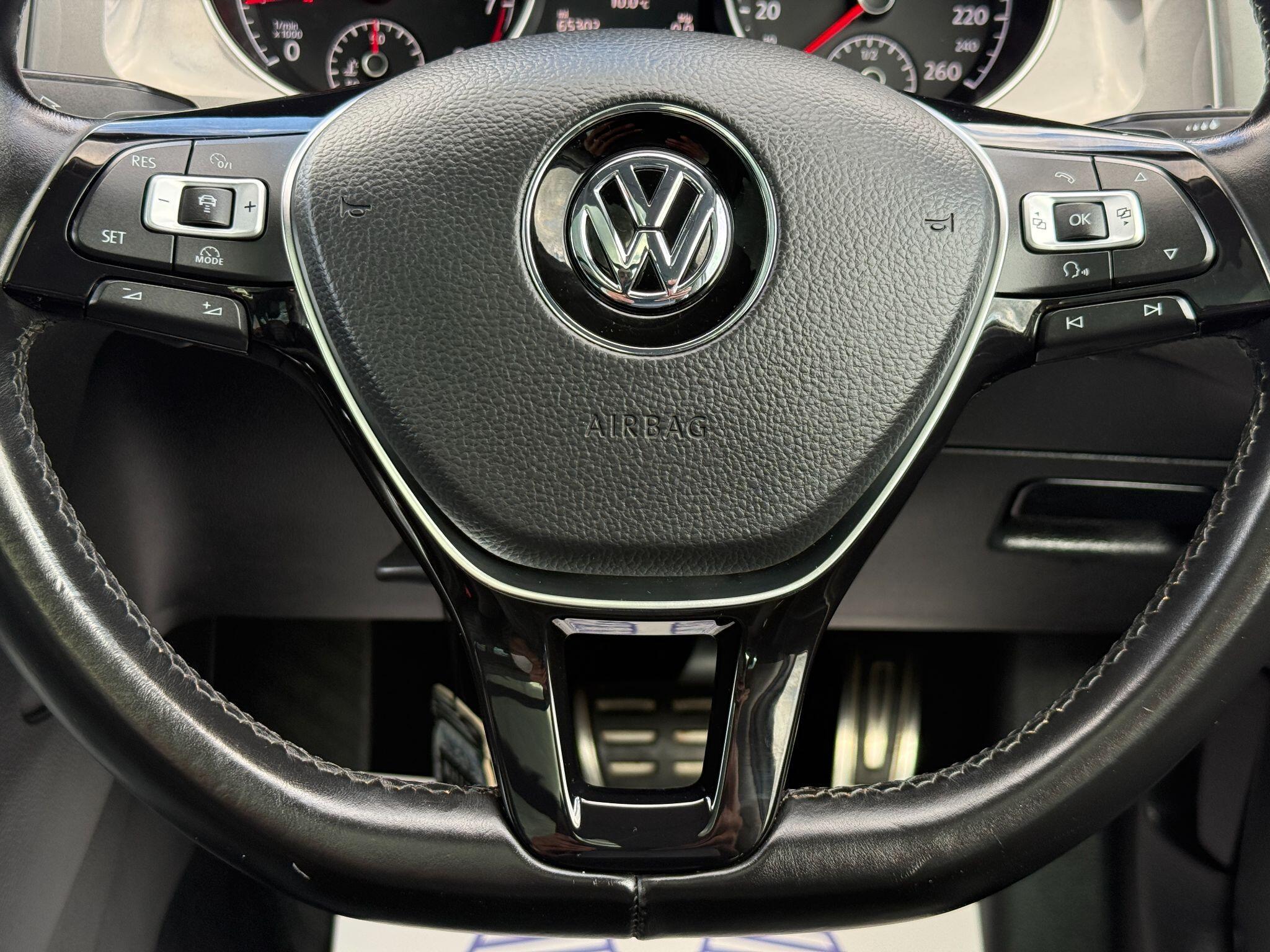 Volkswagen Golf - Image 46