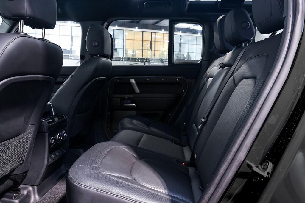 Land Rover Defender 110 - Image 24