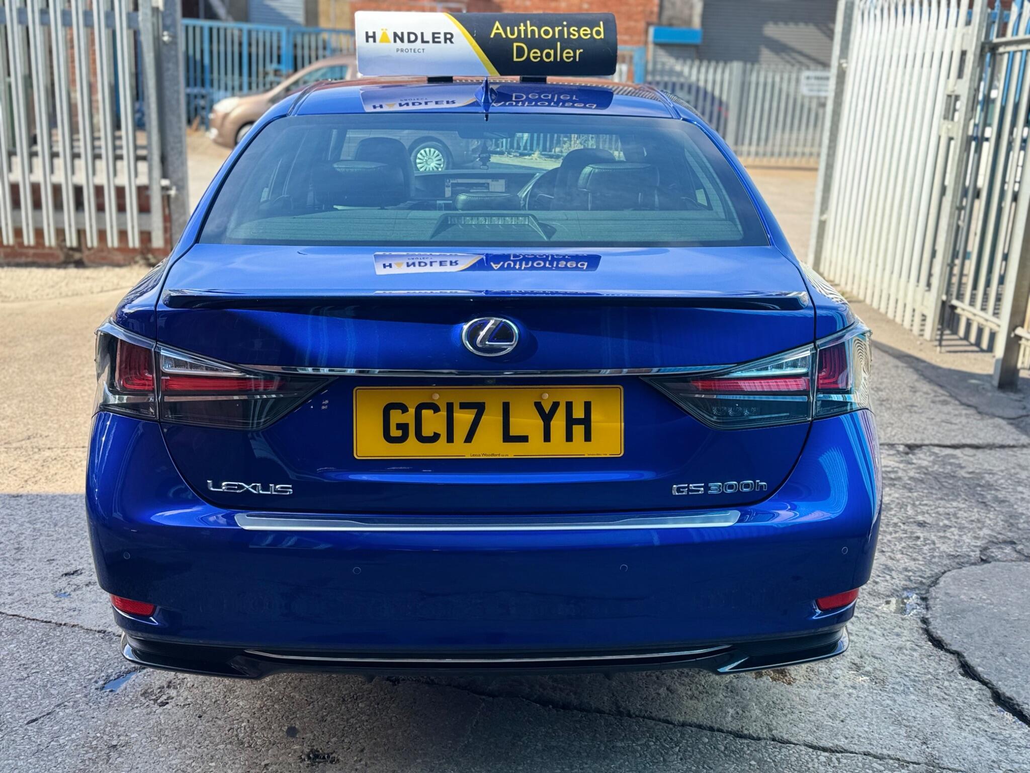 Lexus GS - Image 16