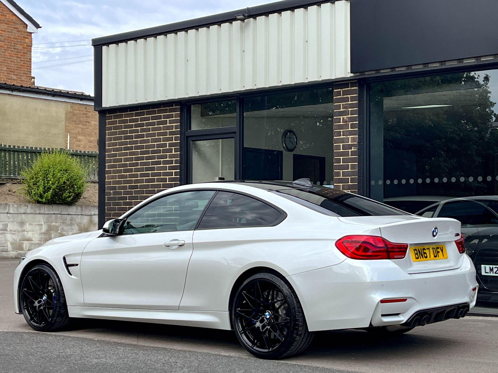 BMW M4 - Image 4