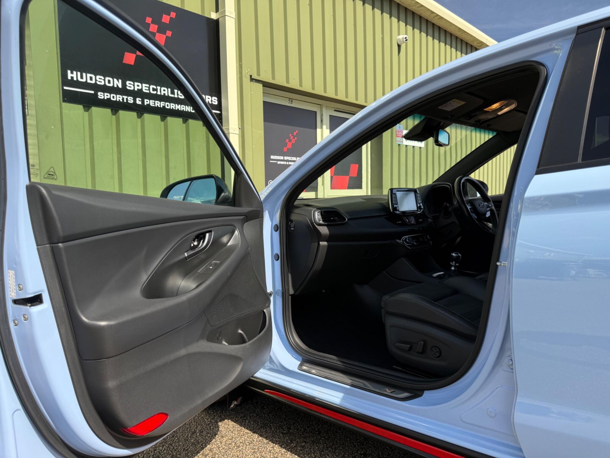 Hyundai i30 - Image 18